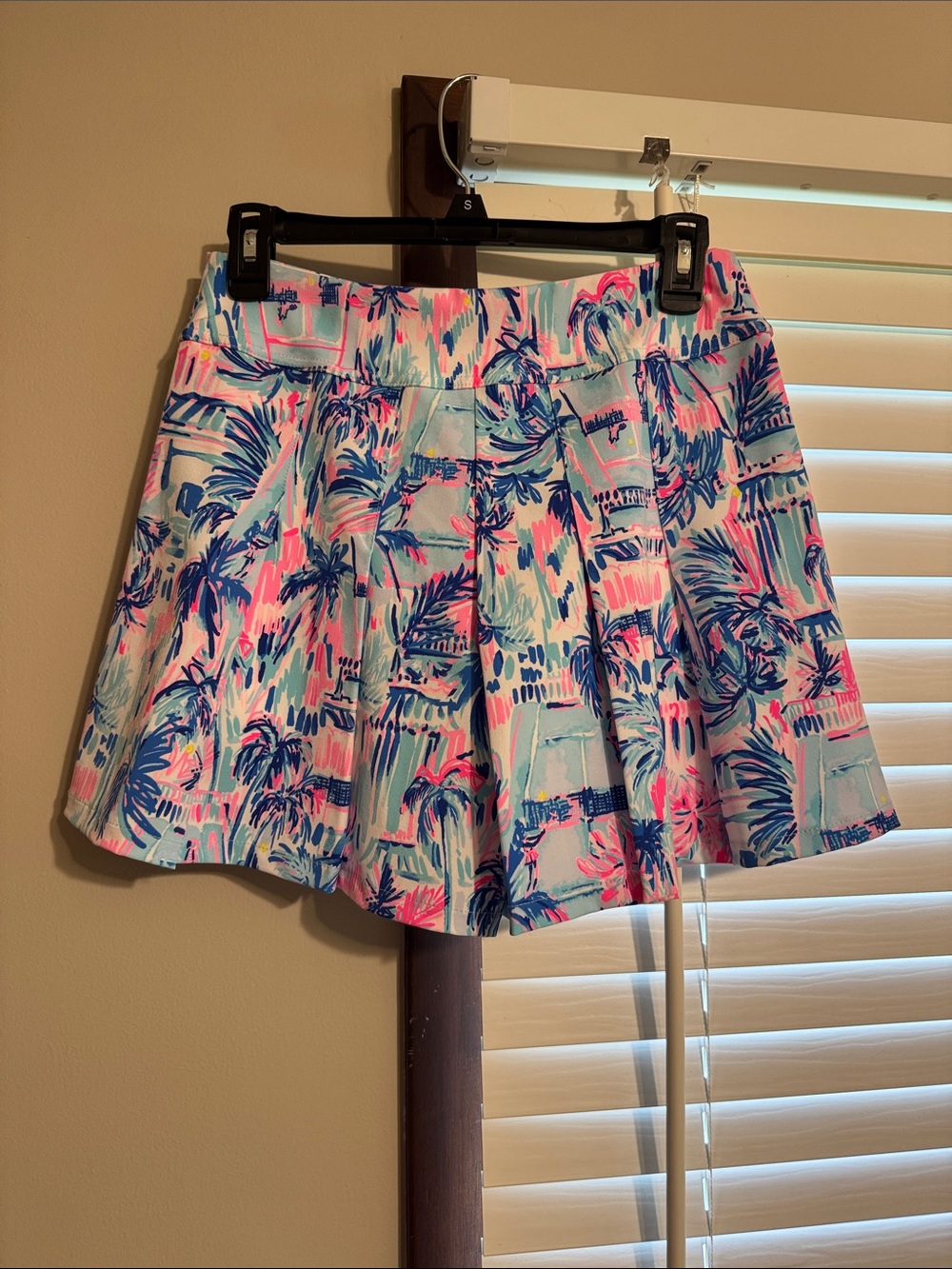 Tropical Palm Print Pleated Skirt - Pink, Blue, White - Picture 2 of 3